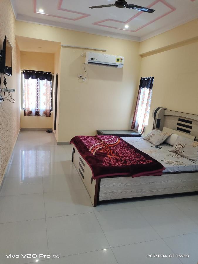 Fatehpur  Hotel Purnima Palace מראה חיצוני תמונה